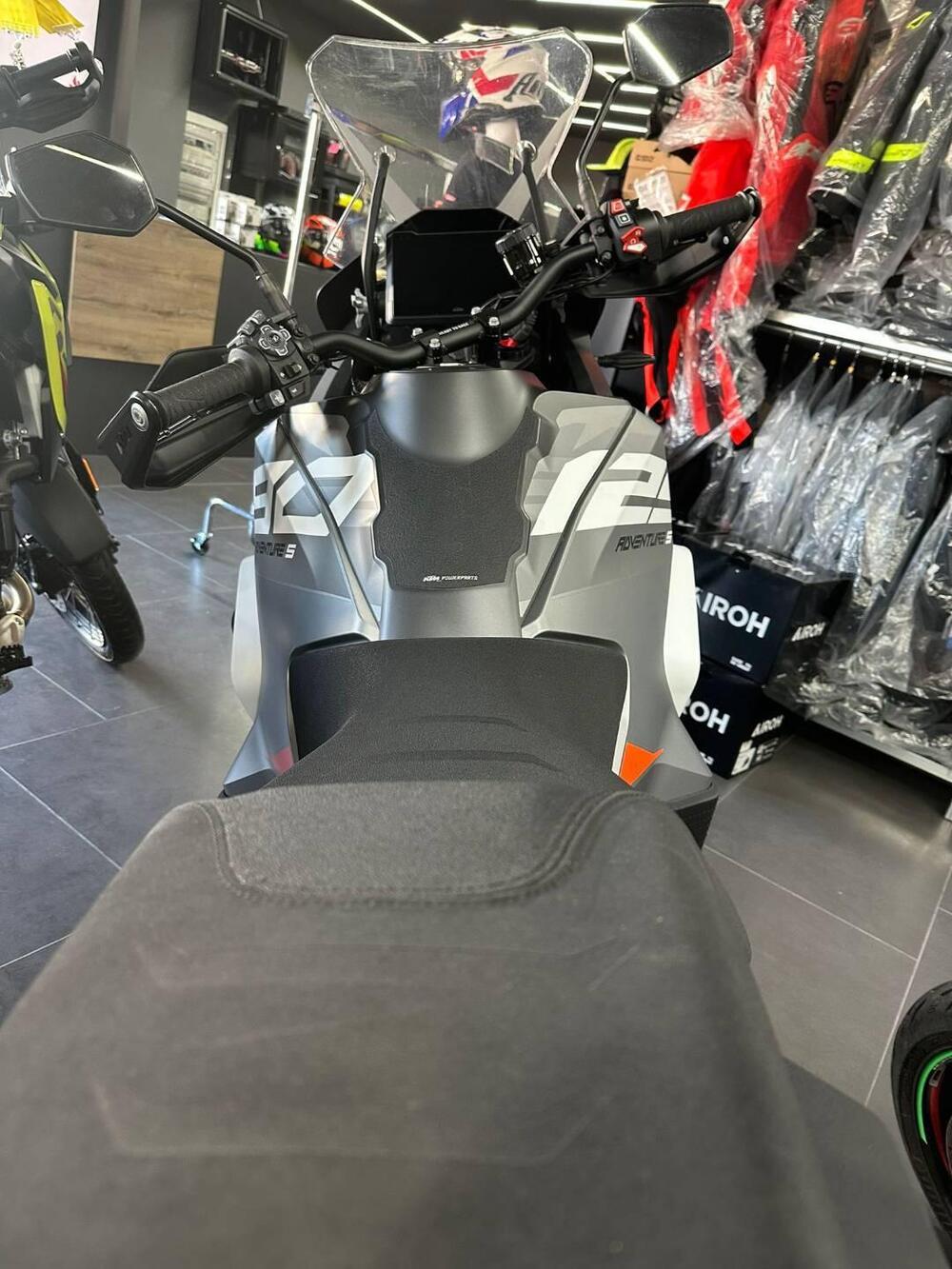 KTM 1290 Super Adventure S (2022 - 25) (8)