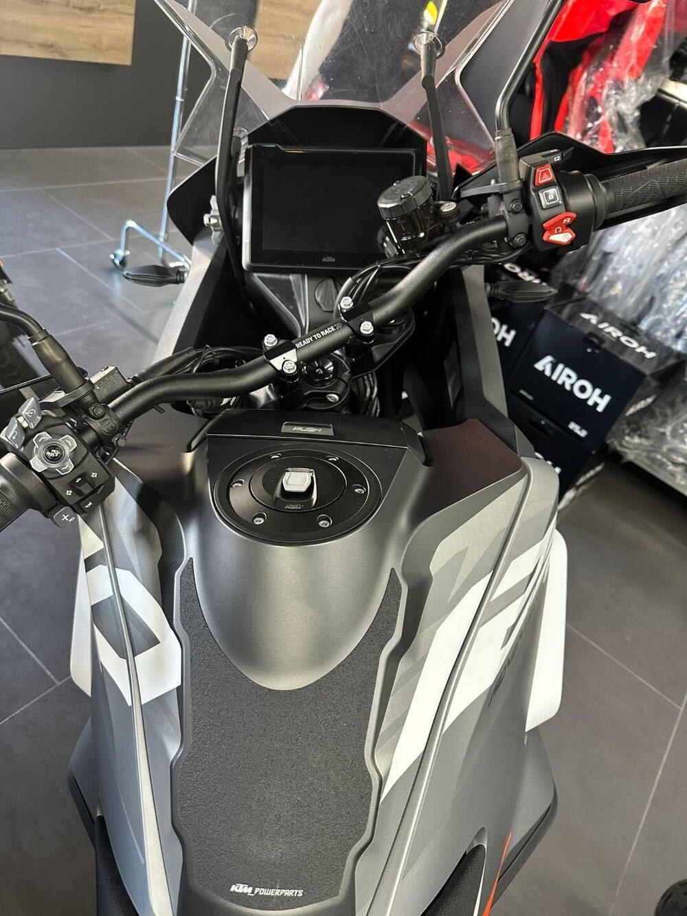 KTM 1290 Super Adventure S (2022 - 25) (9)