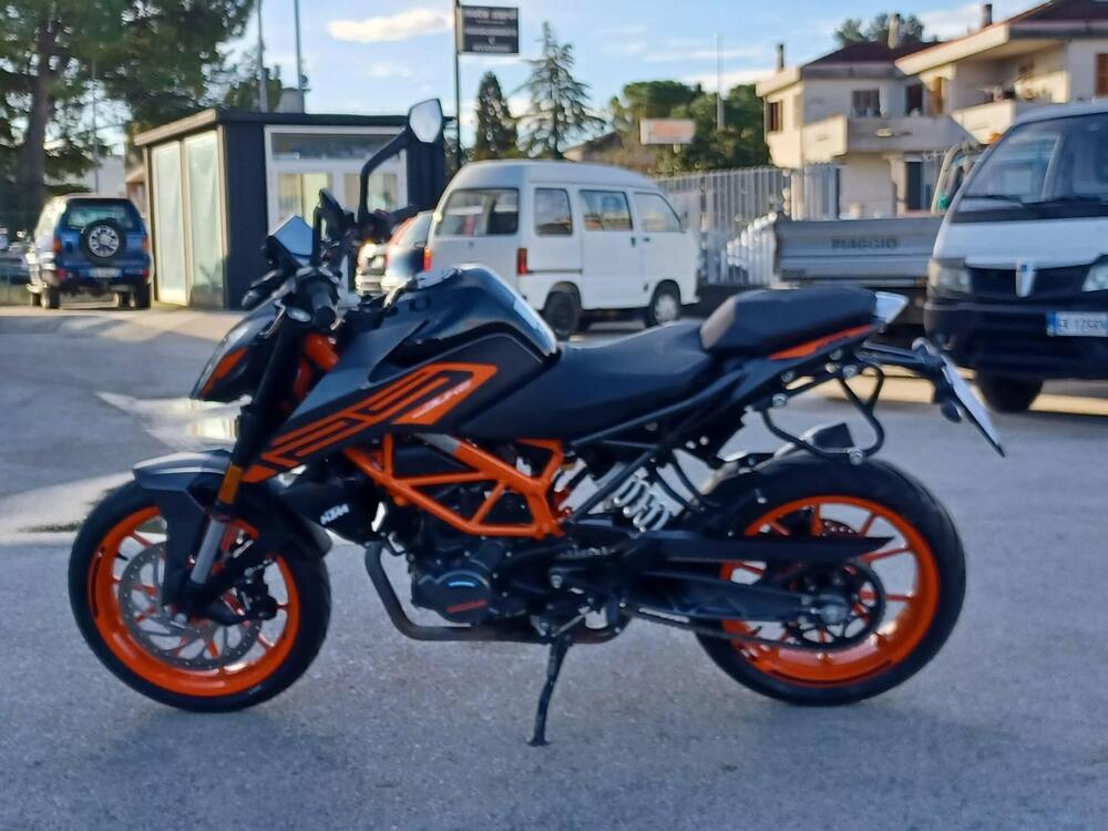 KTM 125 Duke (2021 - 23) (5)