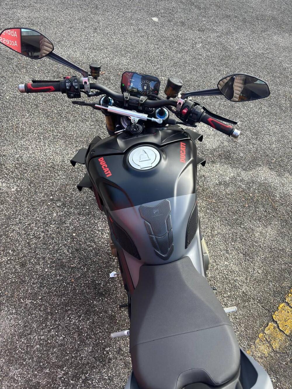 Ducati Streetfighter V4 S (2023 - 24) (9)