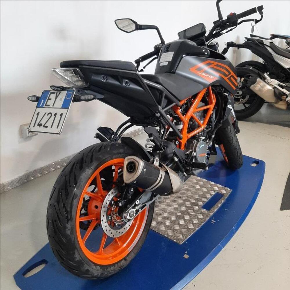 KTM 125 Duke (2021 - 23) (6)