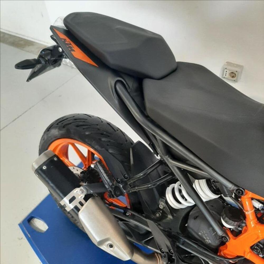 KTM 125 Duke (2021 - 23) (8)