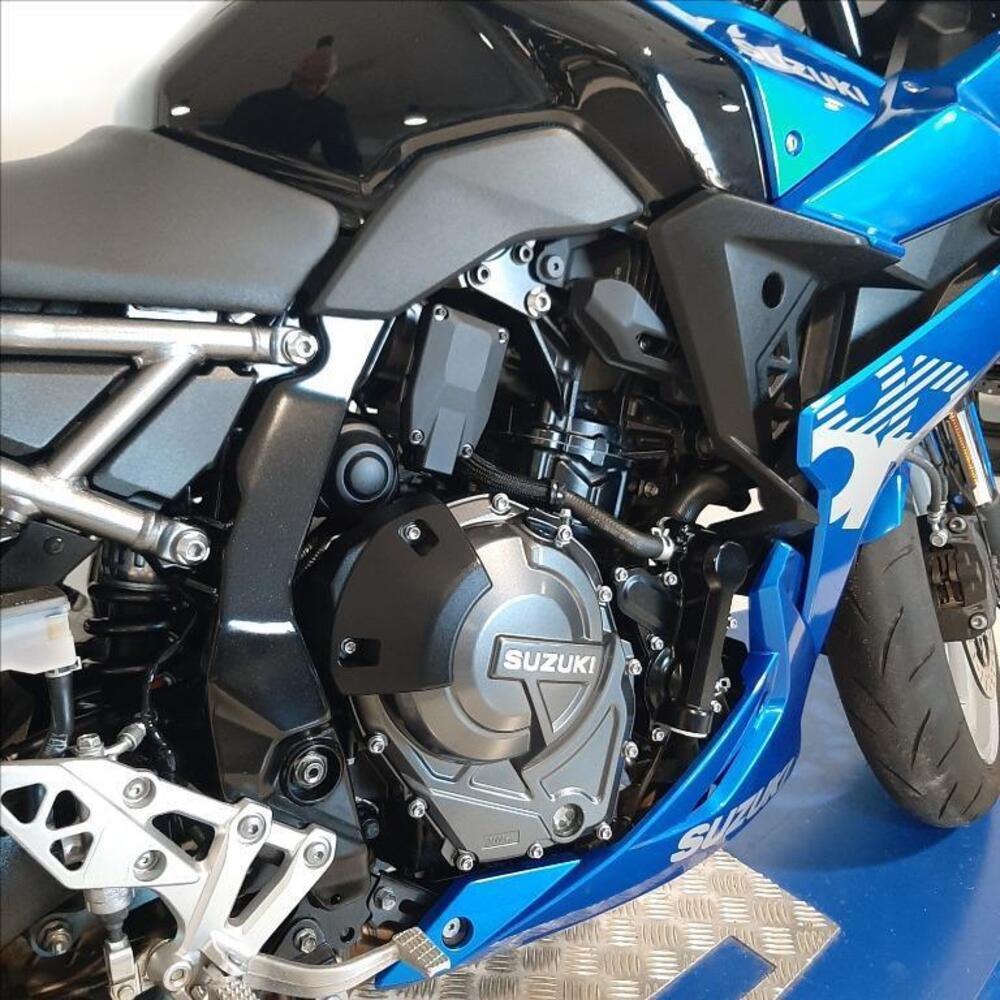 Suzuki GSX-8R (2024 - 26) (9)