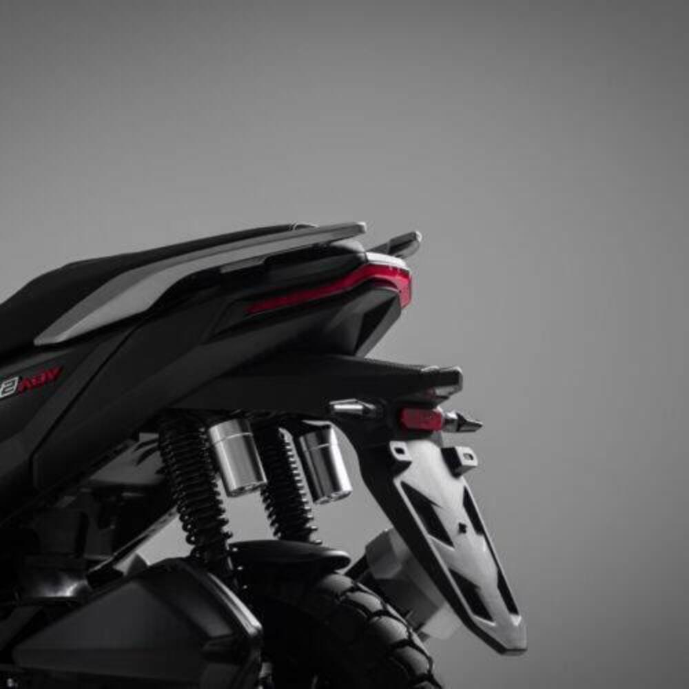 Voge Sfida SR2 ADV (2026) (4)