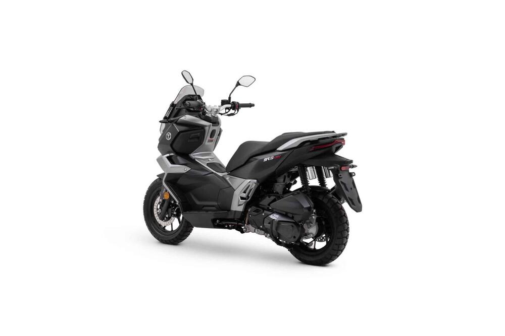 Voge Sfida SR2 ADV (2026) (6)