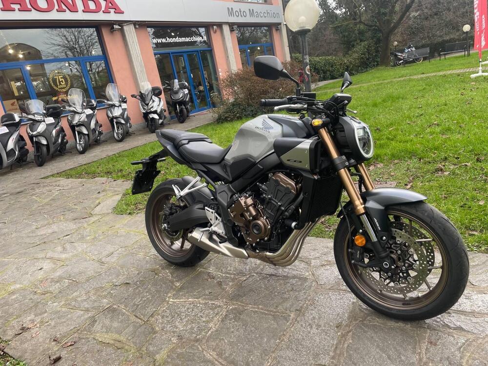 Honda CB 650 R E-Clutch (2024 - 26) (2)