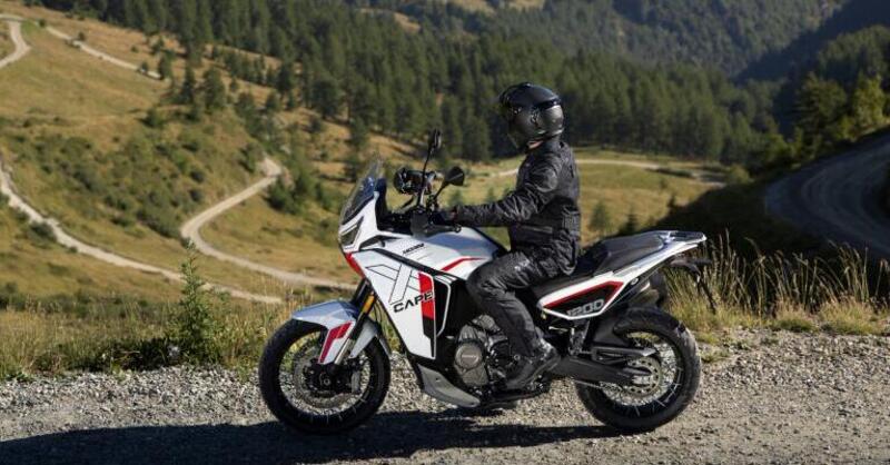 Moto Morini avvia super offerte su X-Cape 1200 e X-Cape 700, fino ad aprile