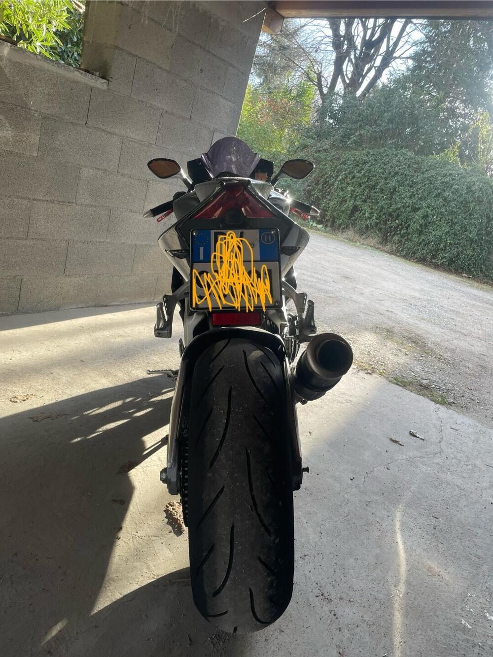 Aprilia RSV4 Factory APRC ABS (2011 - 15) (3)