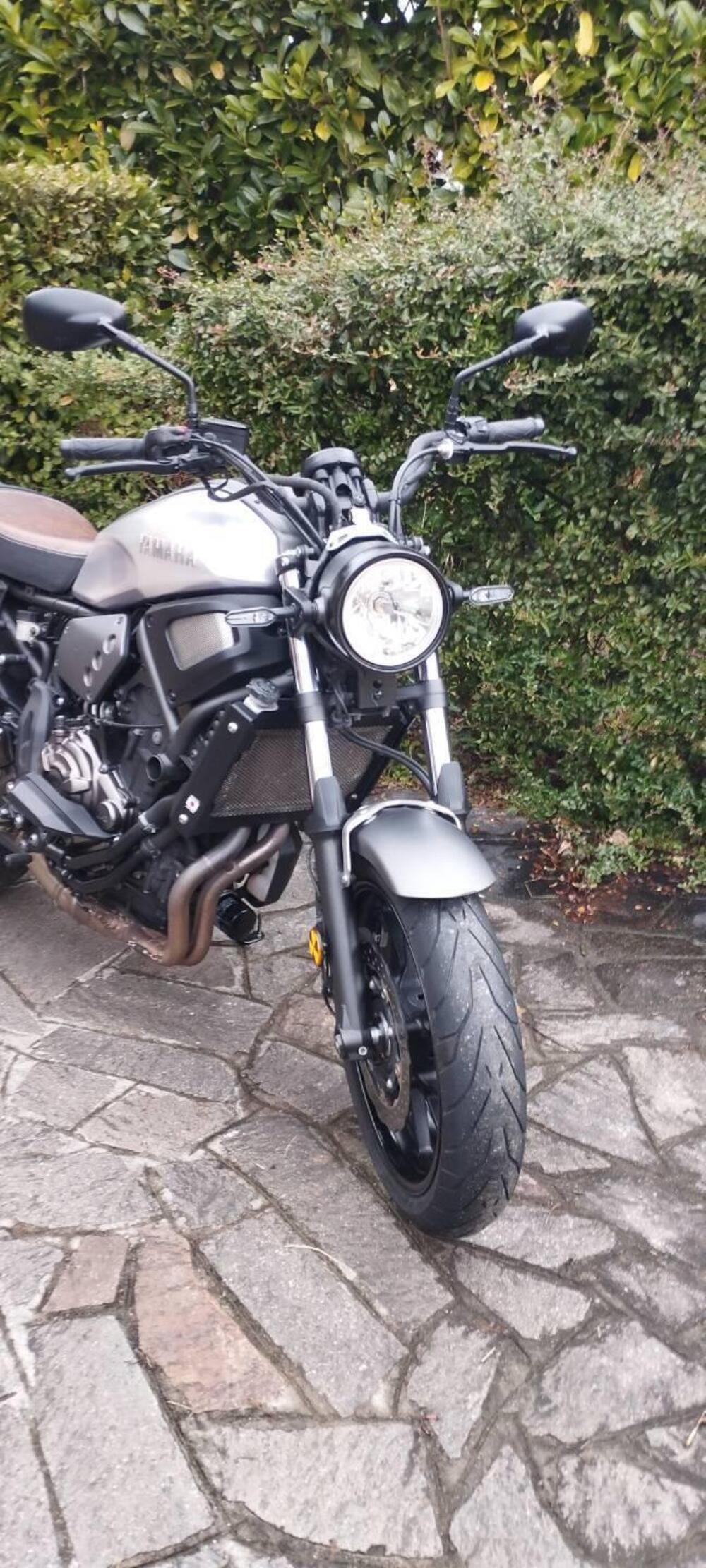 Yamaha XSR 700 ABS (2016 - 20) (4)