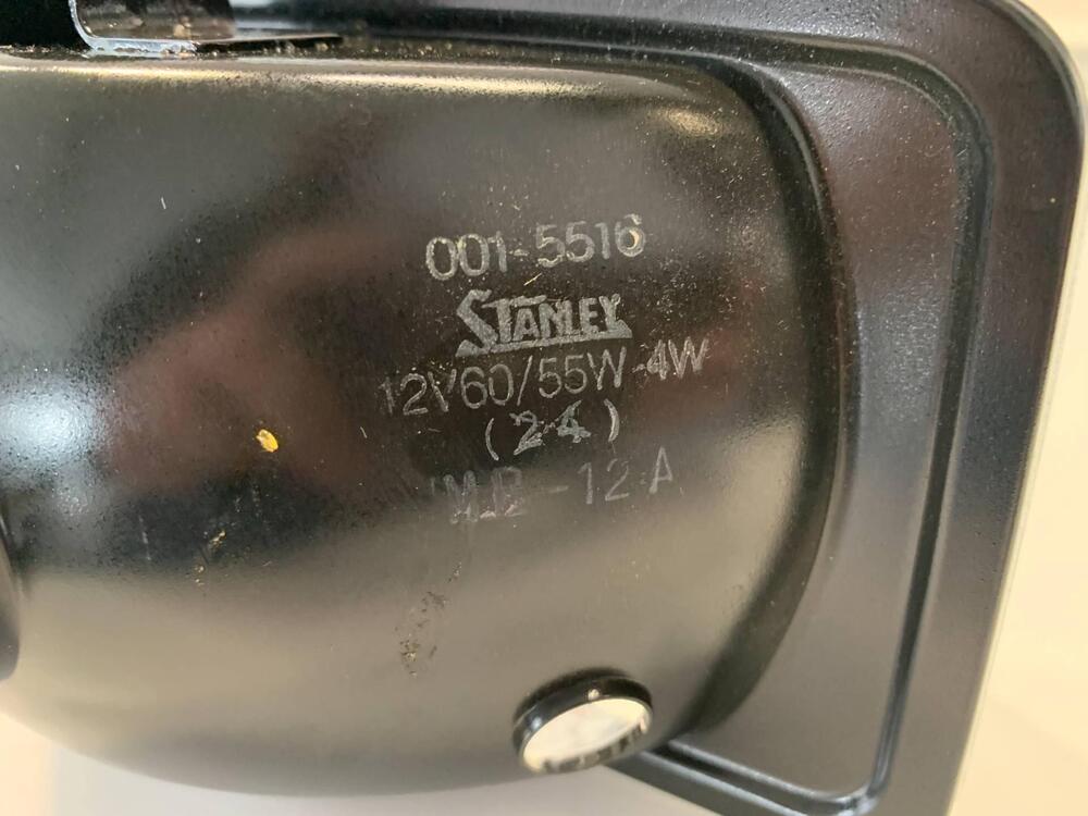 Faro anteriore per Suzuki DR 750 BIG Cod: 35121-44 (4)