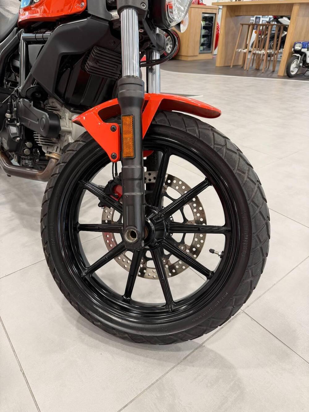 Ducati Scrambler 400 Sixty 2 (2016 - 21) (17)