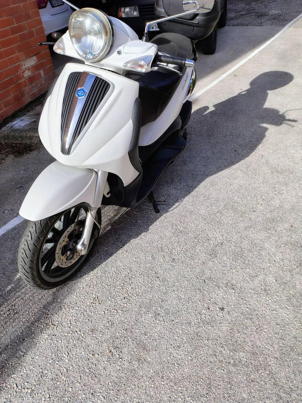 Piaggio Beverly 250 i.e. (2004 - 06) (3)