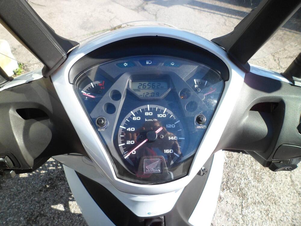 Honda SH 150 i ABS (2013 - 16) (11)