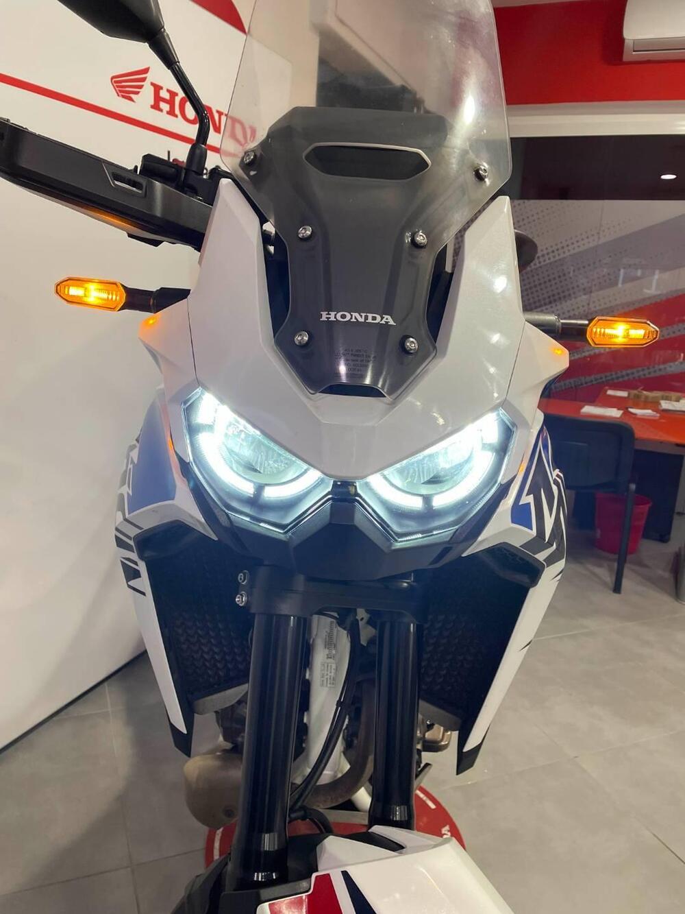 Honda Africa Twin CRF 1100L Urban (2022 - 23) (3)