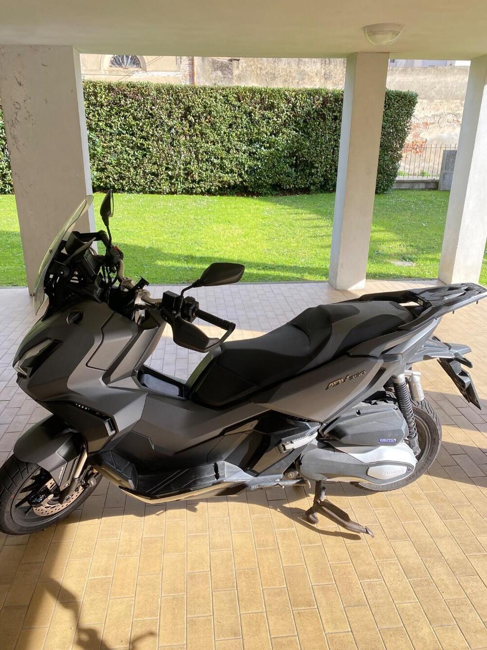 Honda ADV 350 (2022 - 24) (2)