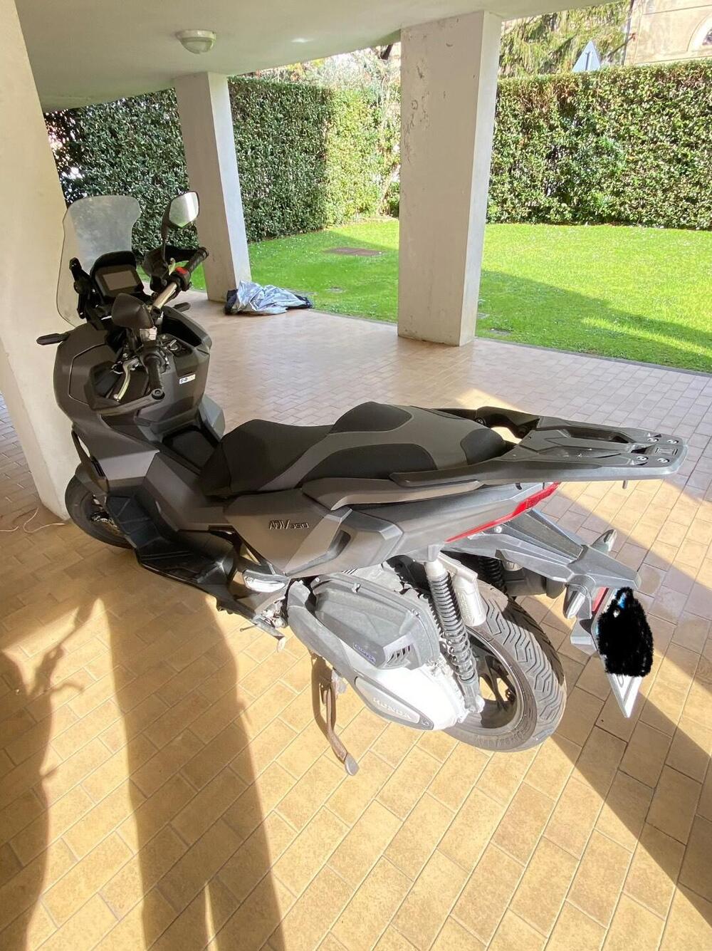 Honda ADV 350 (2022 - 24) (4)
