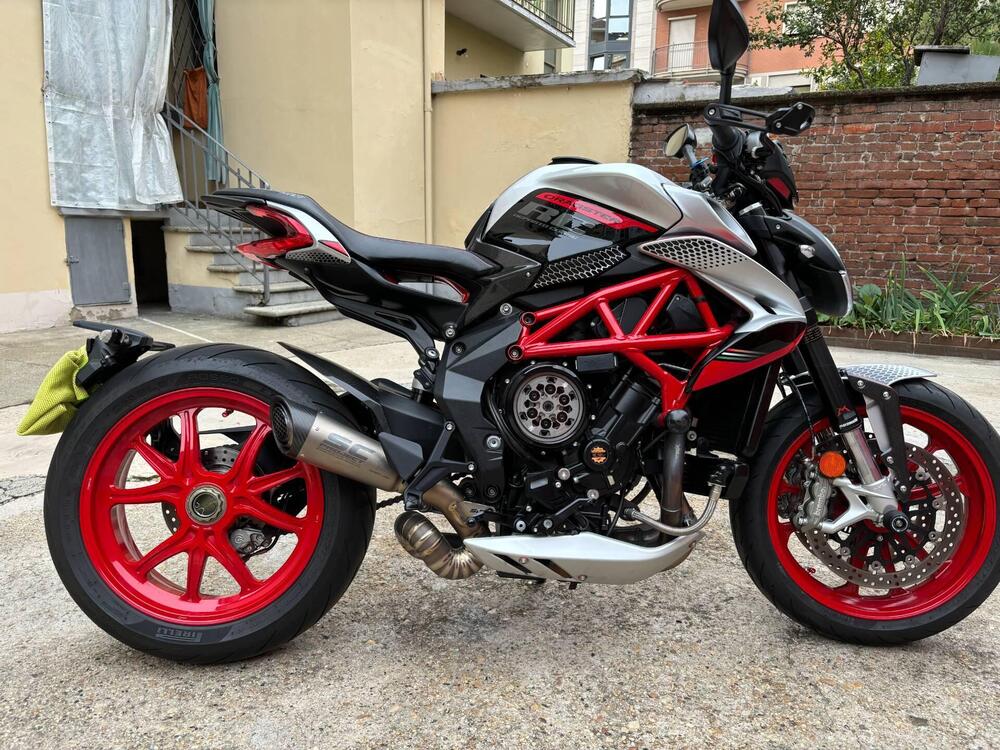 MV Agusta Dragster 800 RC SCS (2022 - 25)