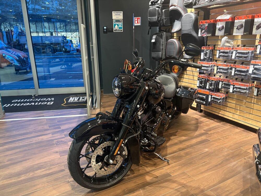 Harley-Davidson Road King Special (2021 - 25) (3)