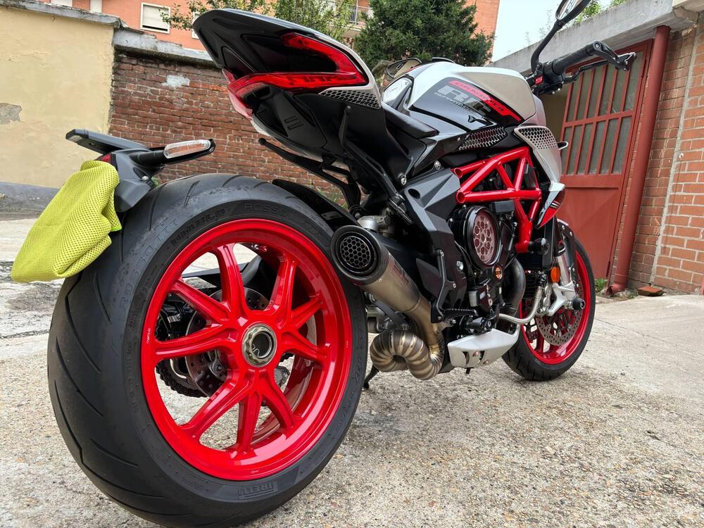 MV Agusta Dragster 800 RC SCS (2022 - 25) (10)