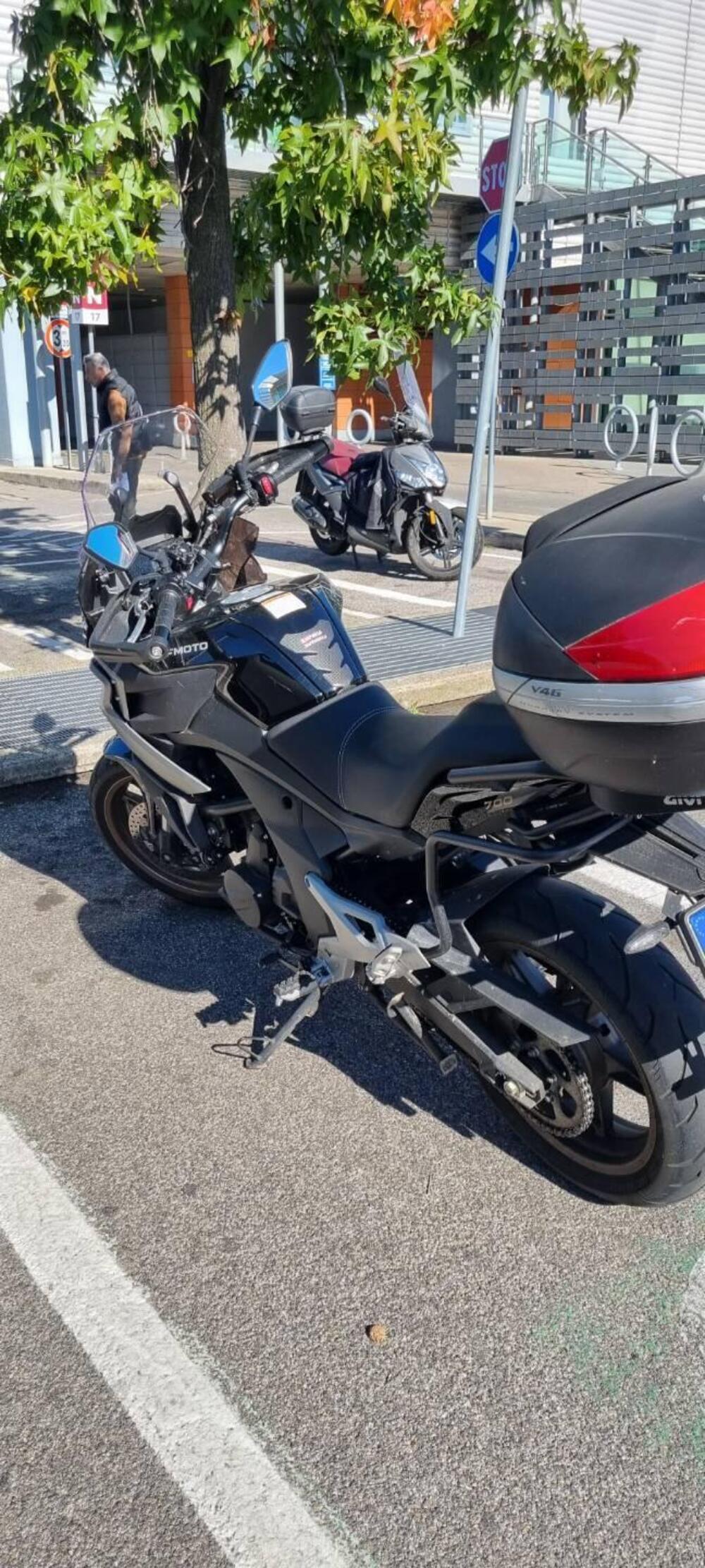 CFMOTO 700MT (2024 - 26) (3)