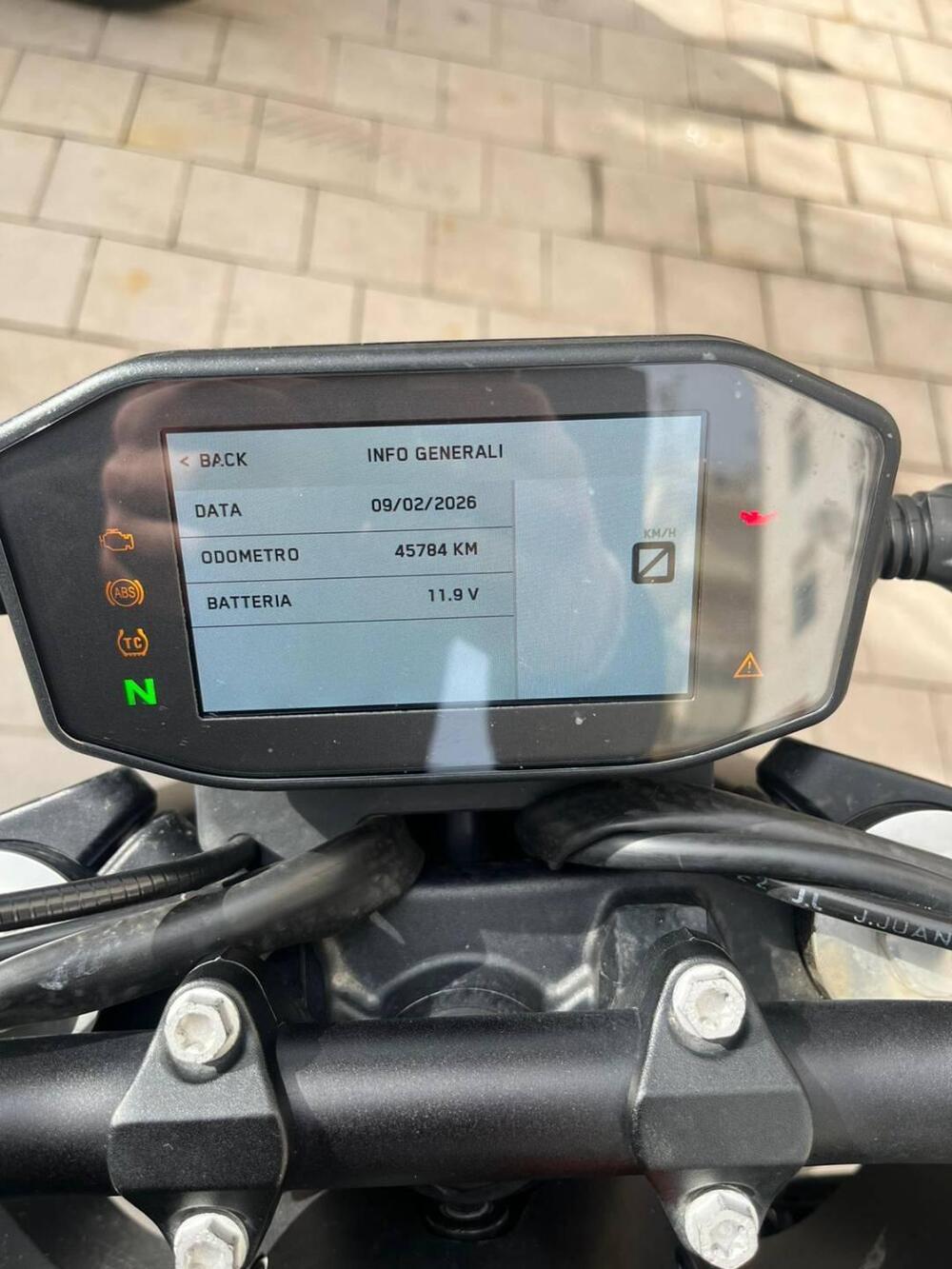 KTM 790 Duke L (2023 - 24) (4)