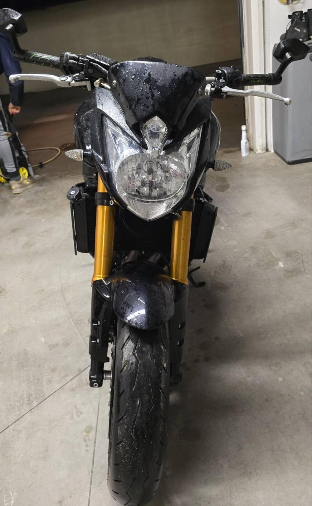 Yamaha FZ8 (2010 - 12) (4)