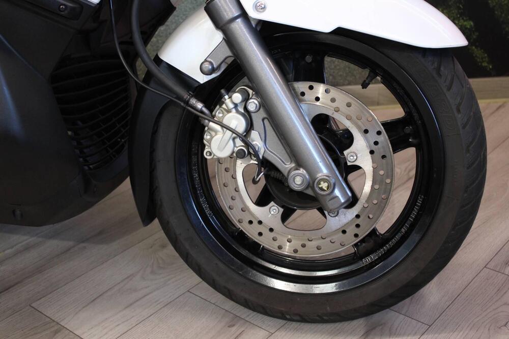 Yamaha X-Max 250 (2007 - 09) (13)