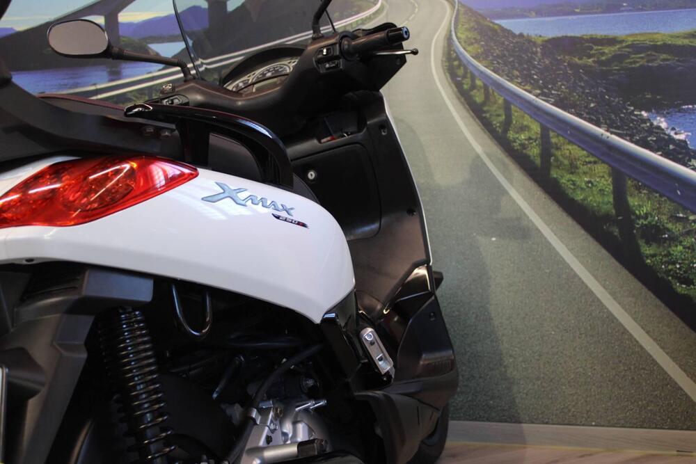 Yamaha X-Max 250 (2007 - 09) (18)