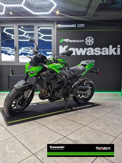 Kawasaki Z 900 (2025 - 26) nuova
