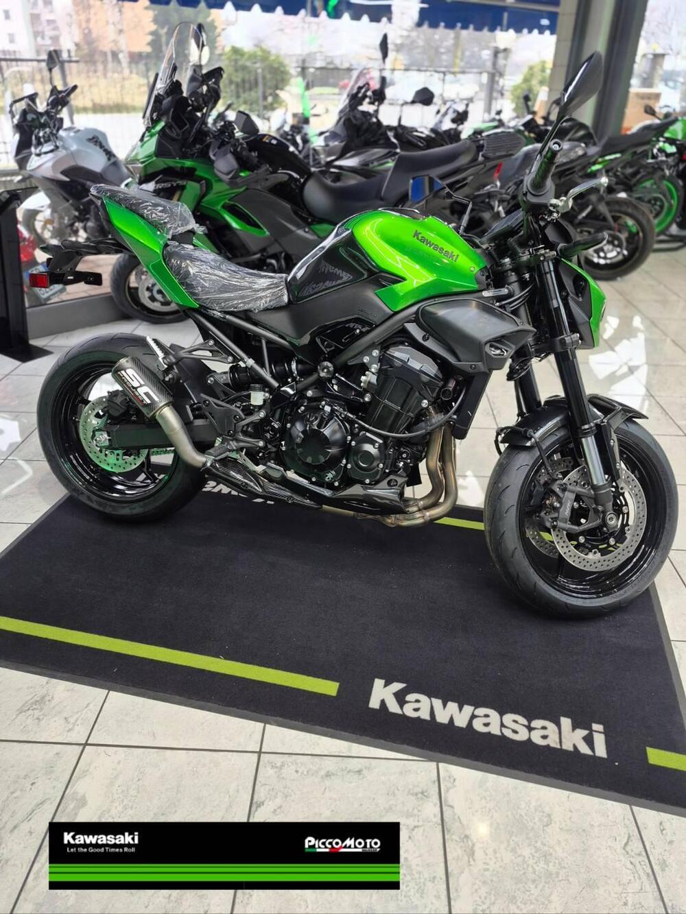 Kawasaki Z 900 (2025 - 26) (2)