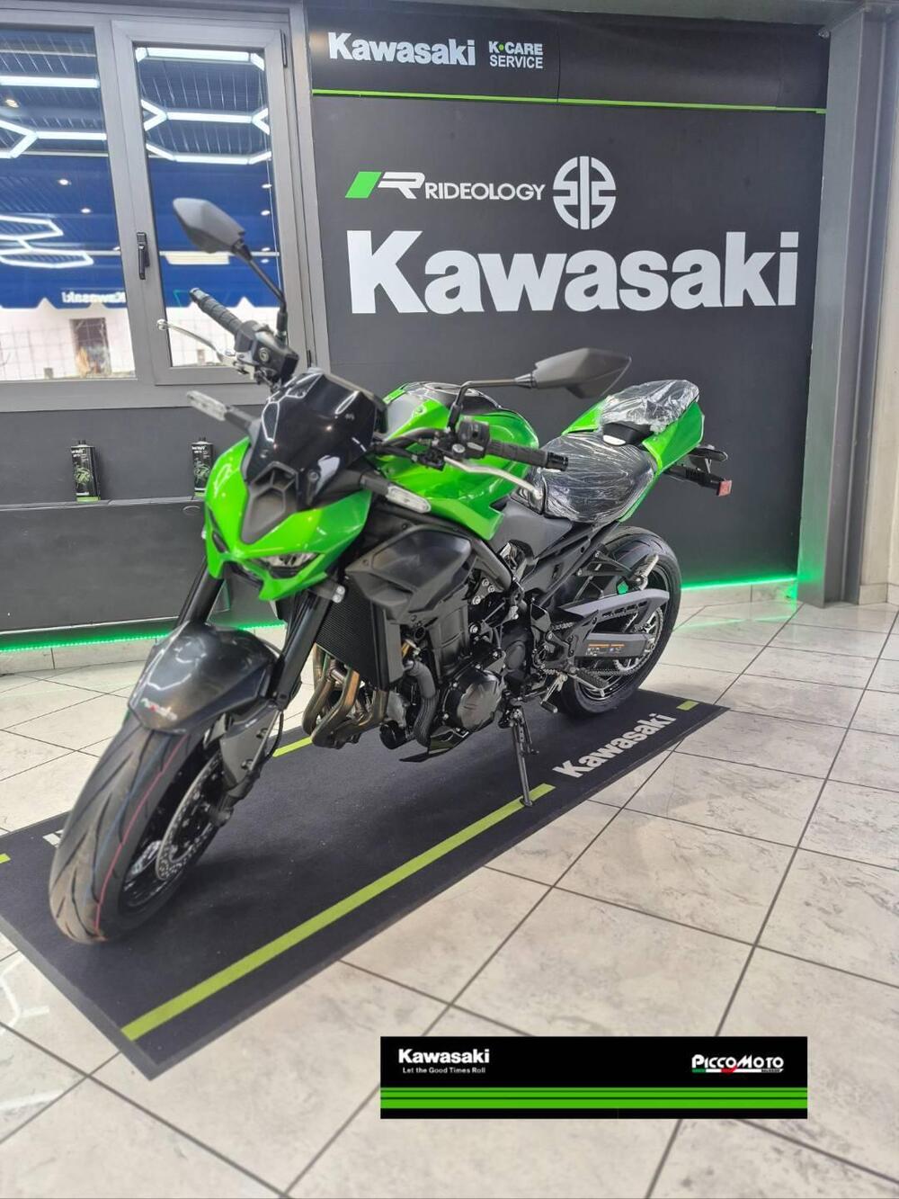 Kawasaki Z 900 (2025 - 26) (6)