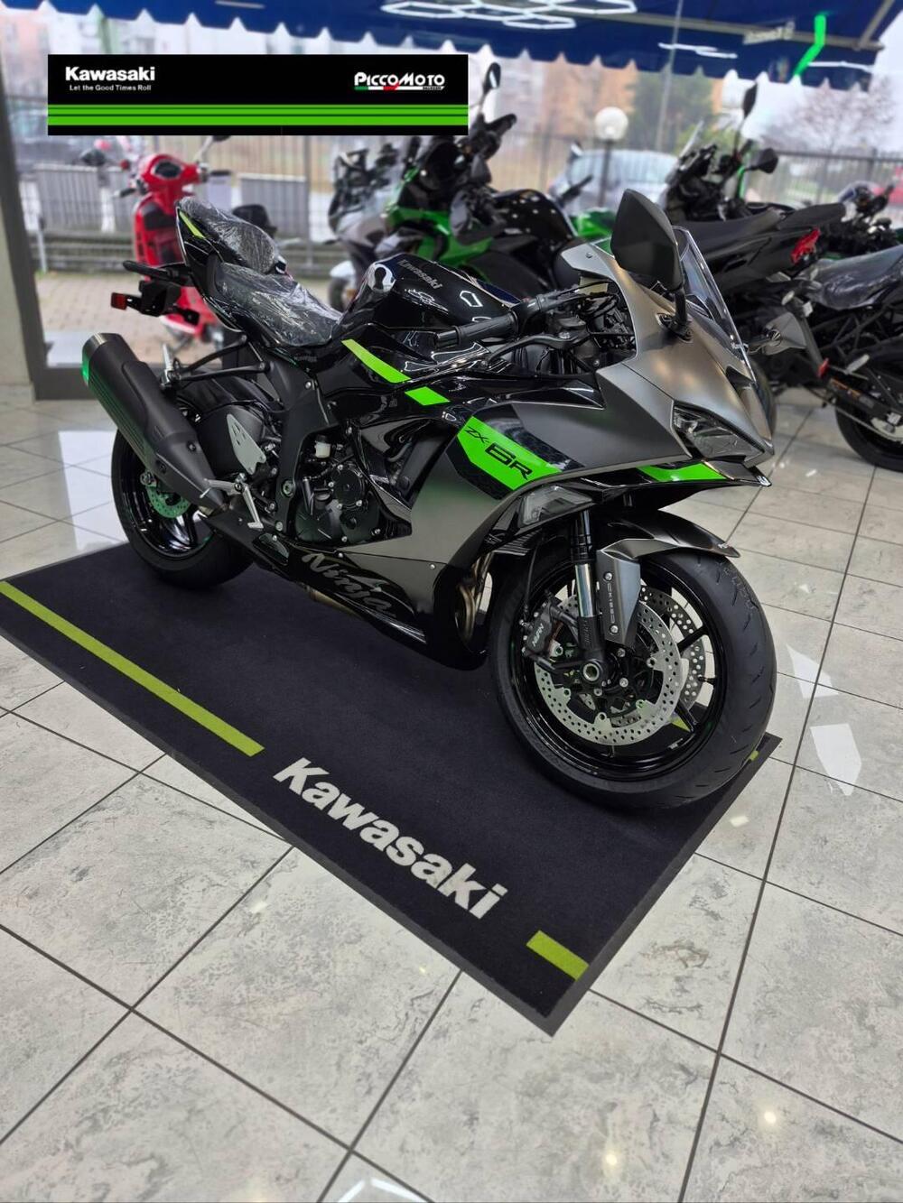 Kawasaki Ninja 636 ZX-6R (2024 - 26) (4)