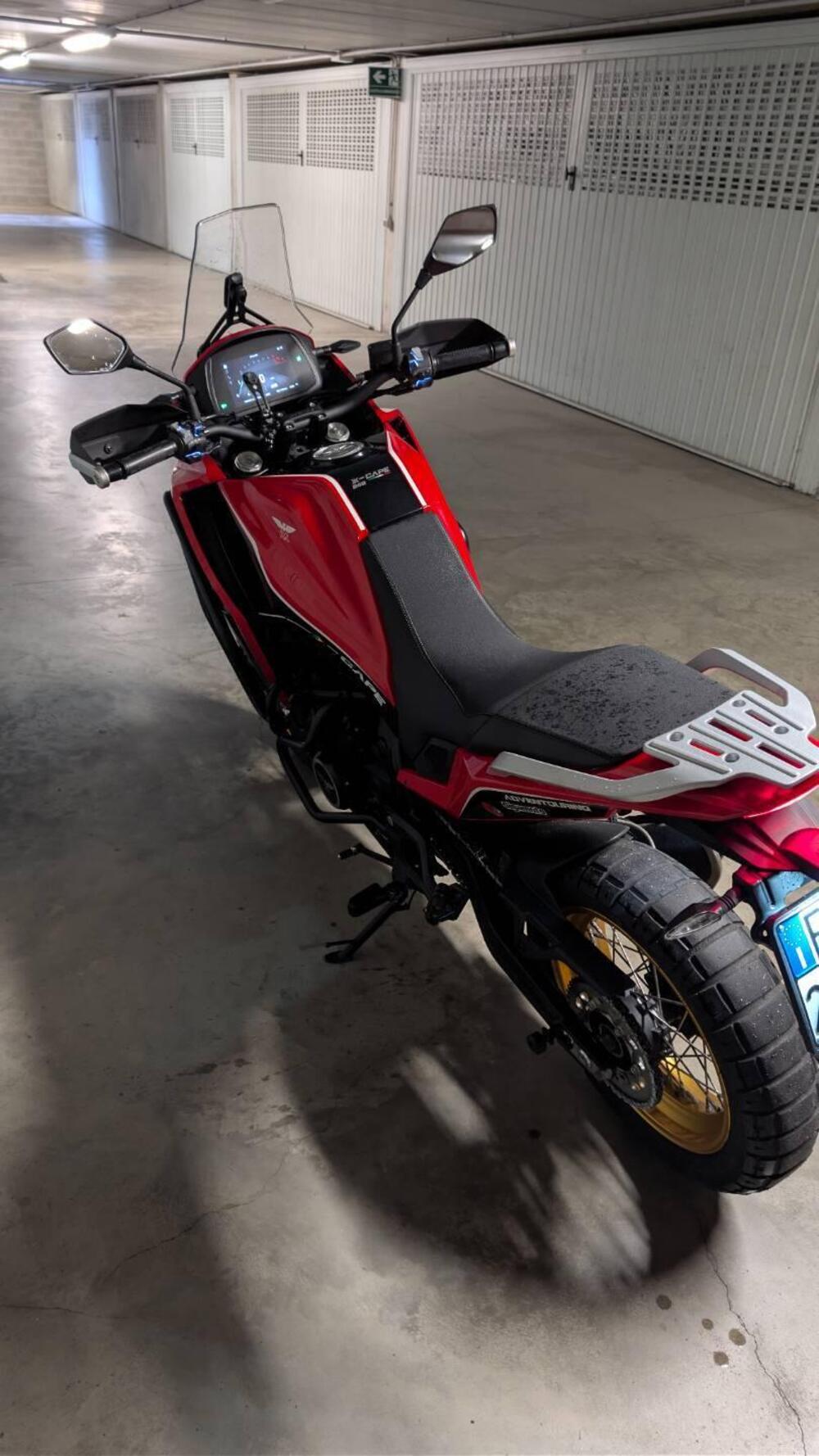 Moto Morini X-Cape 650 Gold Wheels Edition (2022 - 26) (7)