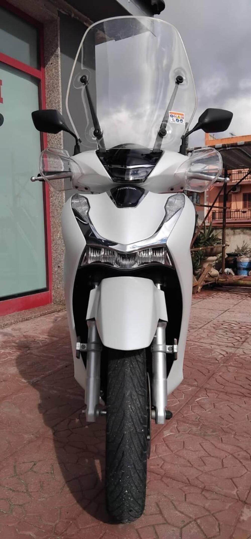 Honda SH 125i (2020 - 23) (2)