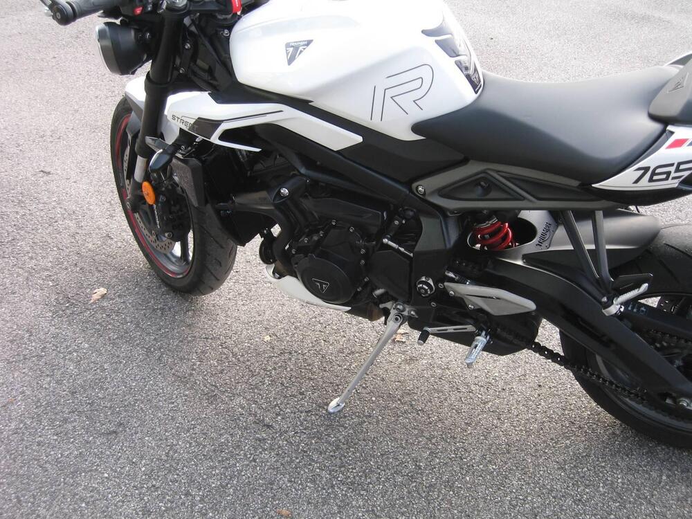 Triumph Street Triple 765 R (2023 - 26) (5)