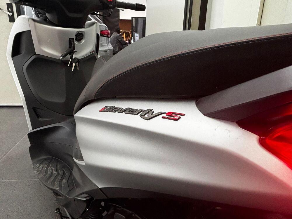 Piaggio Beverly 400 S ABS-ASR (2021 - 24) (4)