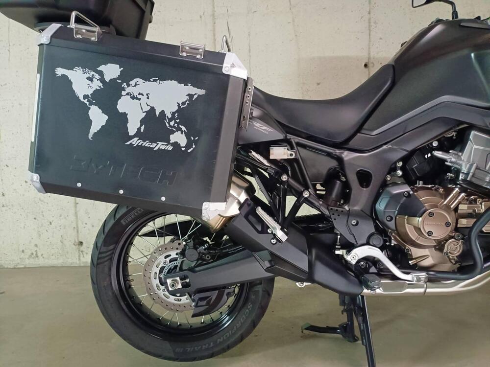 Honda Africa Twin CRF 1000L DCT ABS (2016 - 17) (4)