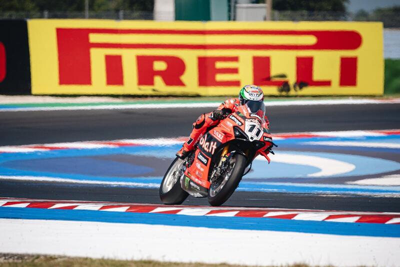 SBK 2026. Pneumatici in ritardo per il round australiano. Dorna e Pirelli li spediscono per via aerea