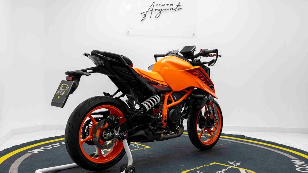 KTM 390 Duke (2024 - 25) (3)