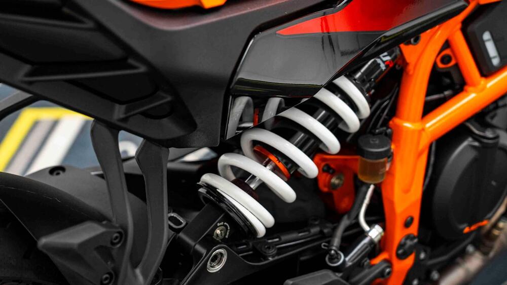 KTM 390 Duke (2024 - 25) (14)