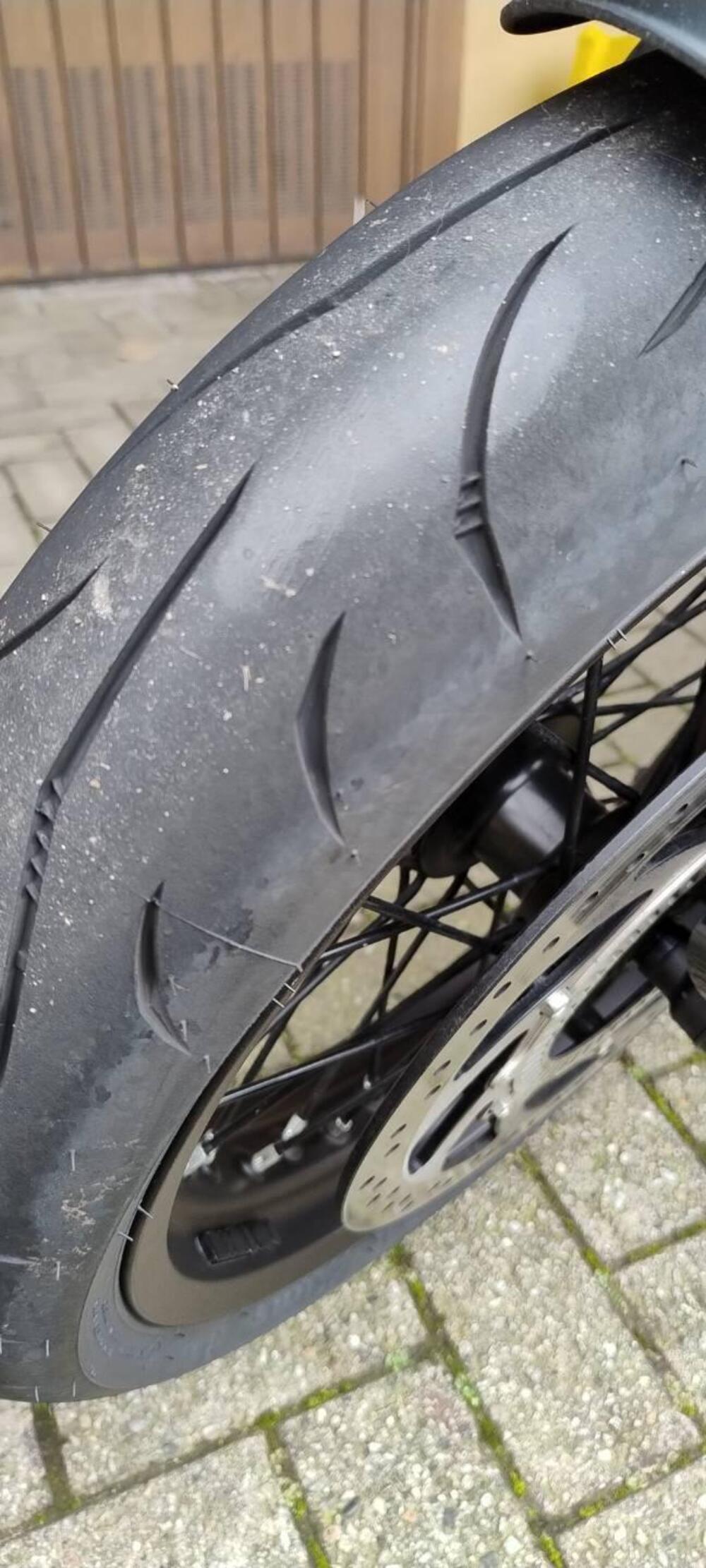 Husqvarna Svartpilen 401 (2021 - 23) (4)