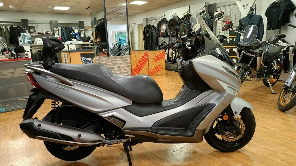 Kymco X-Town 300i ABS (2016 - 20) (2)