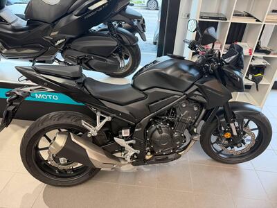 Honda CB 500 Hornet (2024 - 25) usata