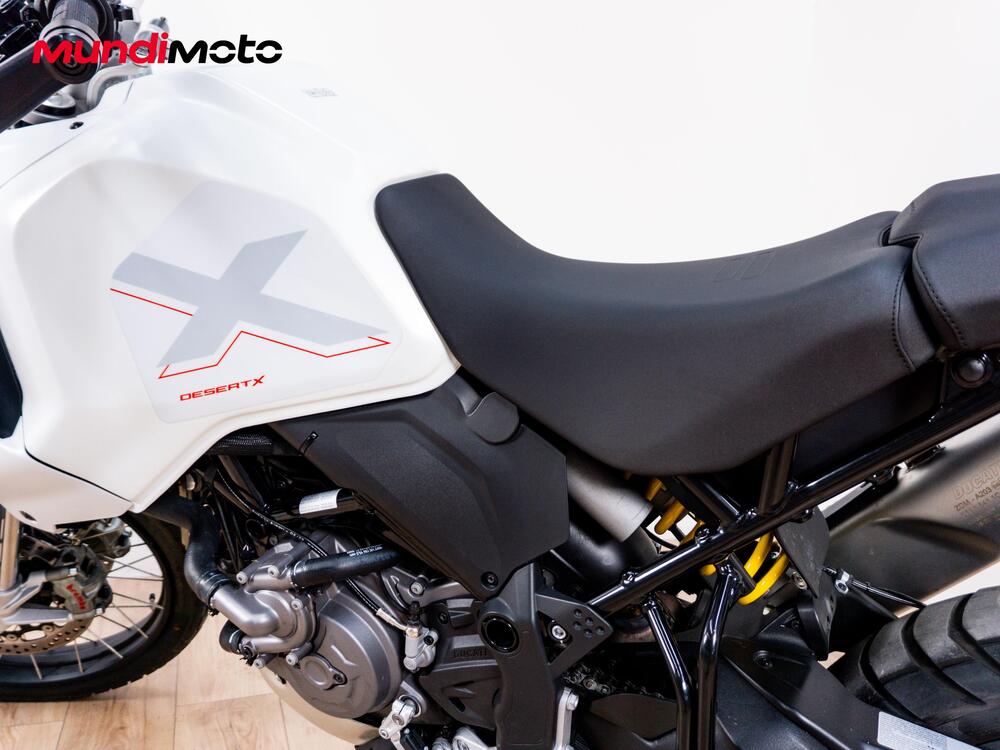 Ducati DesertX (2022 - 25) (10)