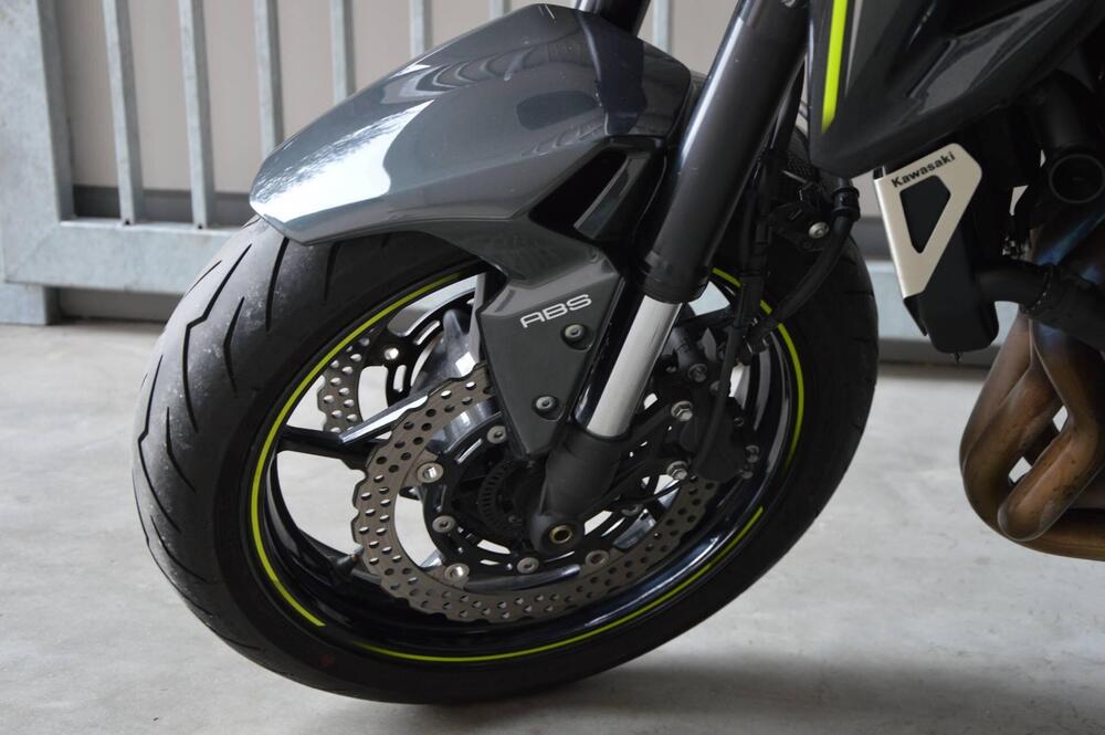 Kawasaki Z 900 Performance (2019) (16)