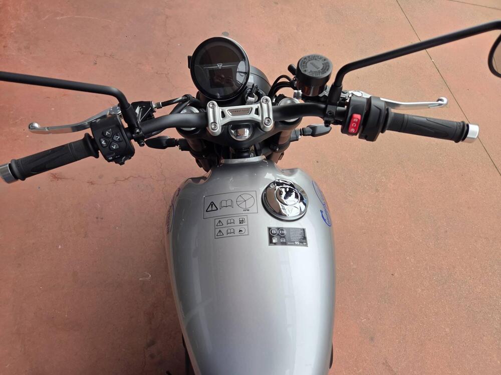 Triumph Speed Twin 900 (2025 - 26) (11)