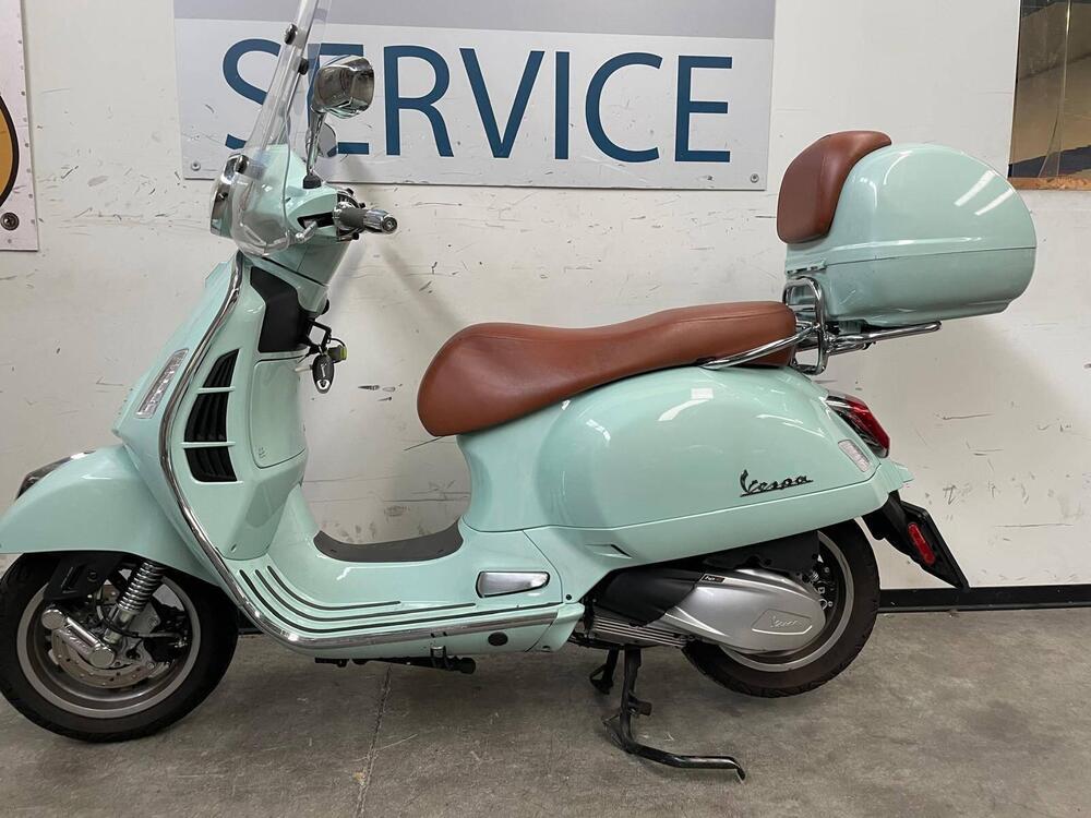 Vespa GTS 300 (2023 - 24) (2)