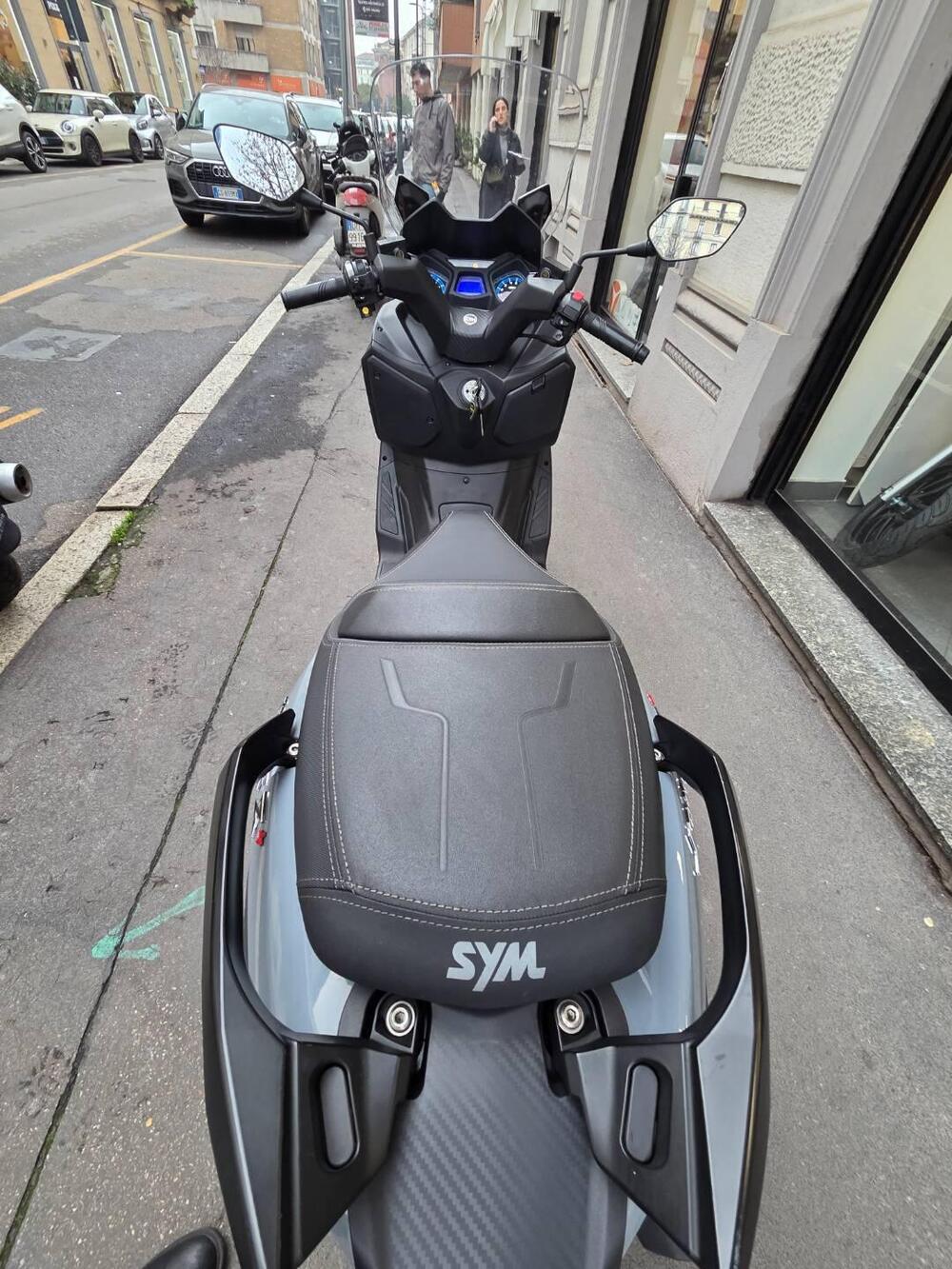 Sym Joymax 300 Z+ (2021 - 24) (6)