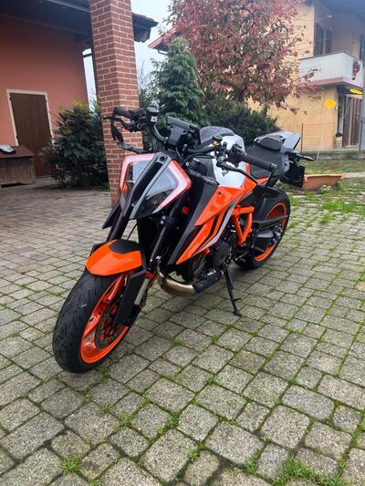 KTM 1290 Super Duke R (2022 - 23) usata