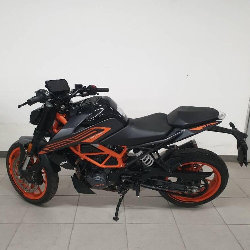 KTM 125 Duke (2021 - 23)